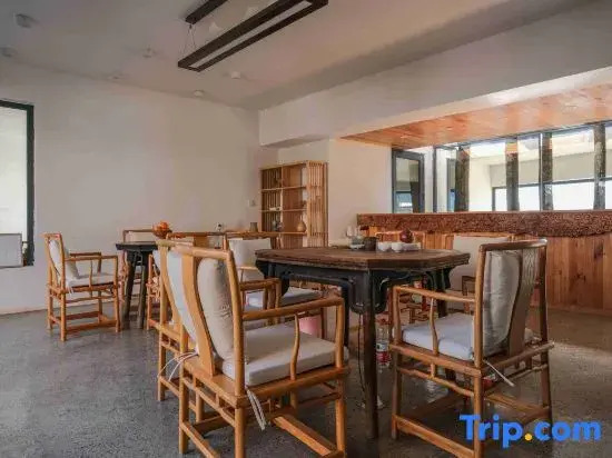 Mishan Xiyun Lake View Homestay Resort