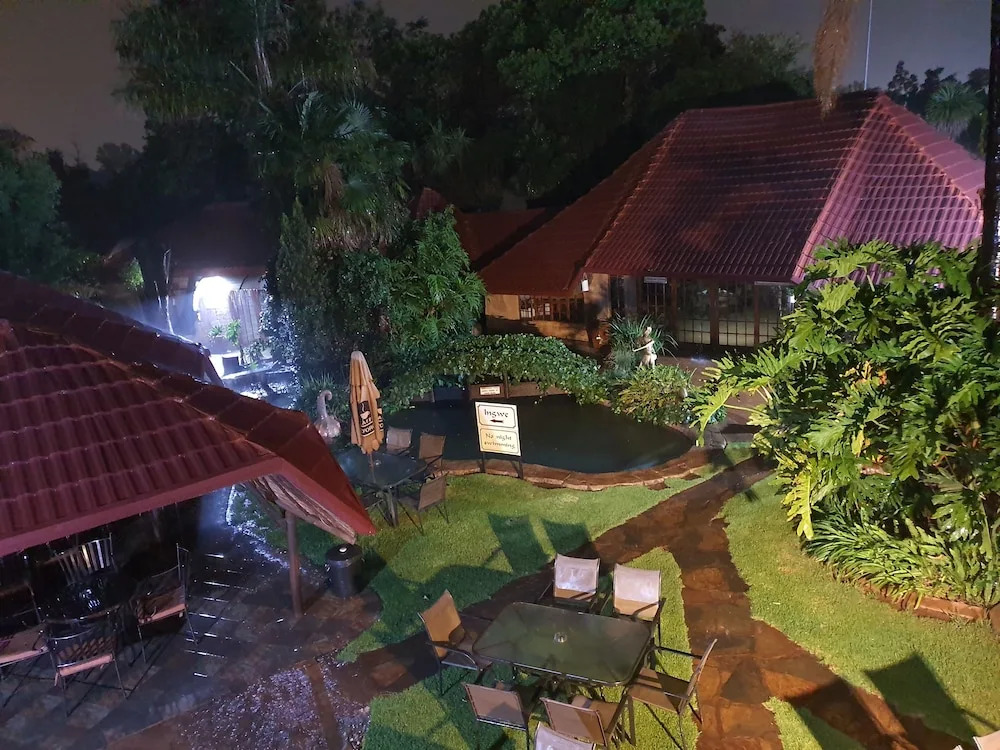 Mannah Guest Lodge