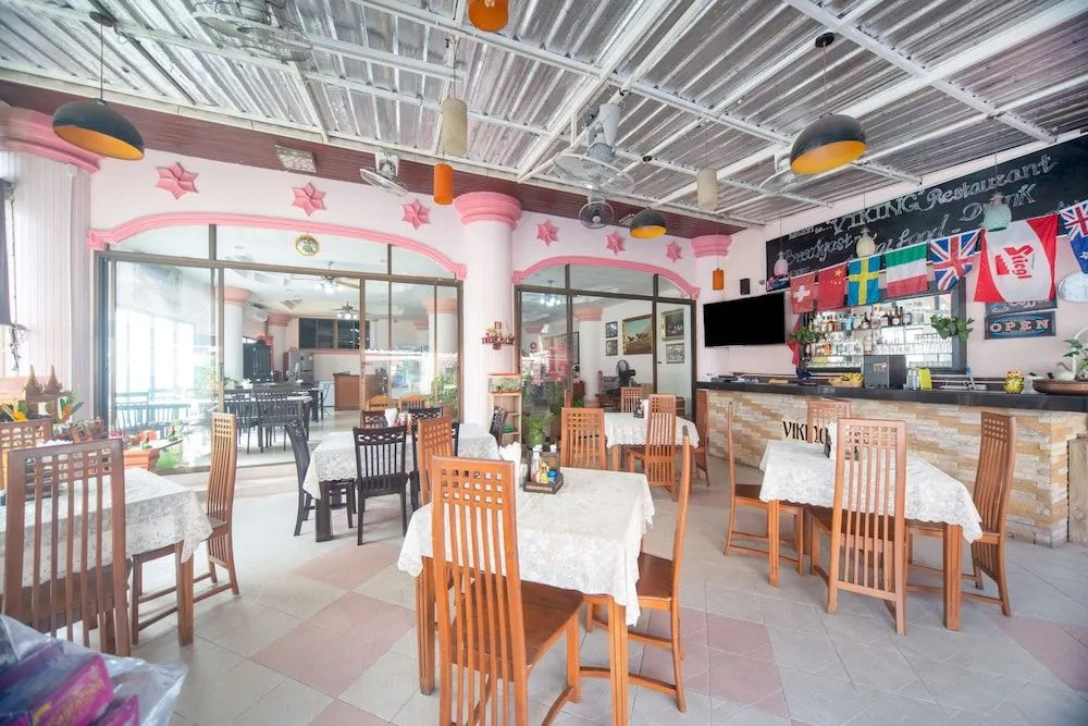 Dee Viking Hotel Patong