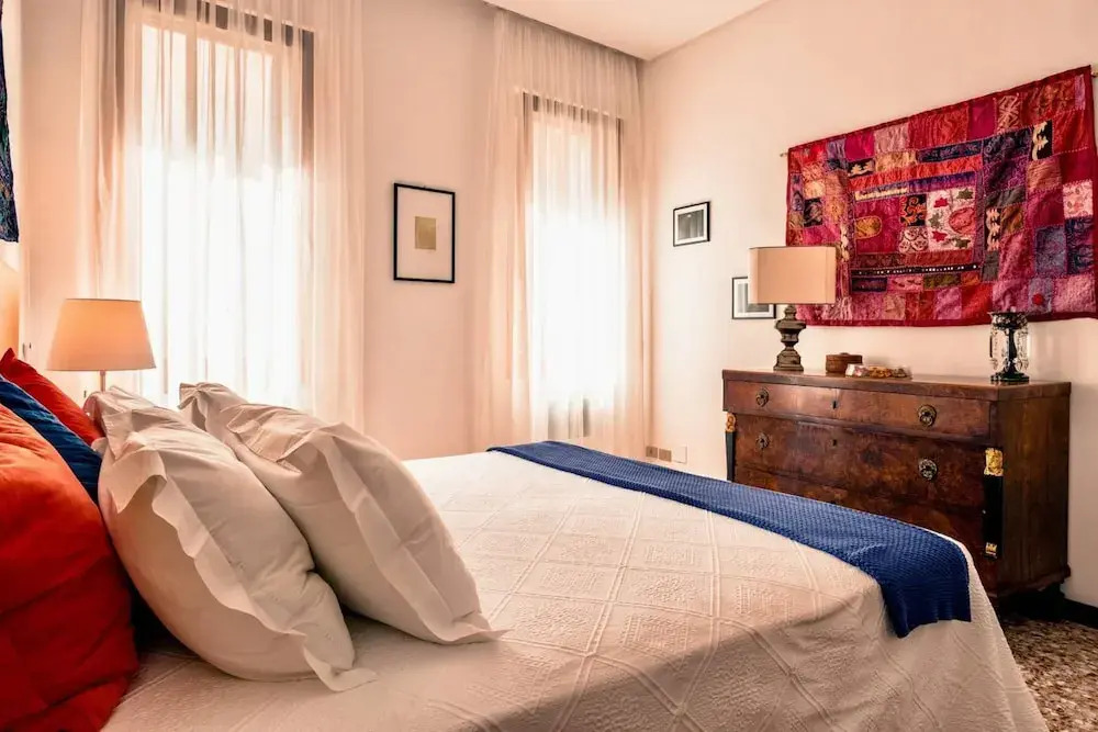 San Severo Bright Stylish Apartments Canal View