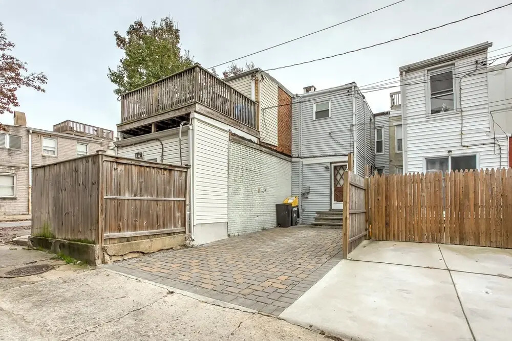 Charming Home Near Harbor&stadiums W/2carparking