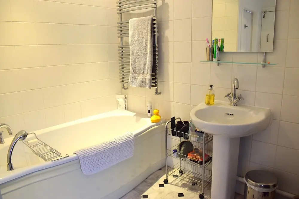 South London 2 Bedroom House With Garden