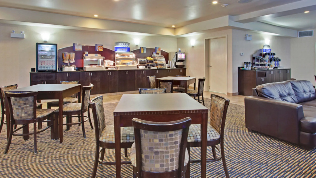 Holiday Inn Express Hotel & Suites Swift Current by IHG