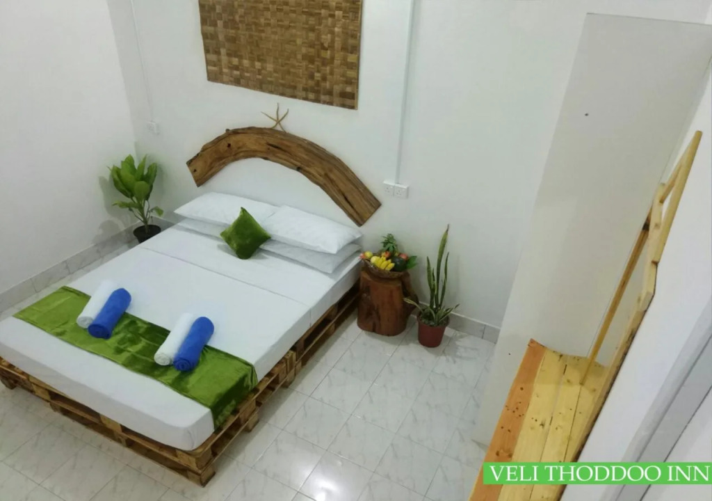 Veli Thoddoo Inn