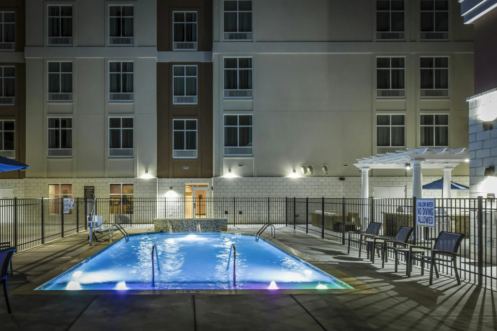 Homewood Suites by Hilton Charlotte Ballantyne, NC