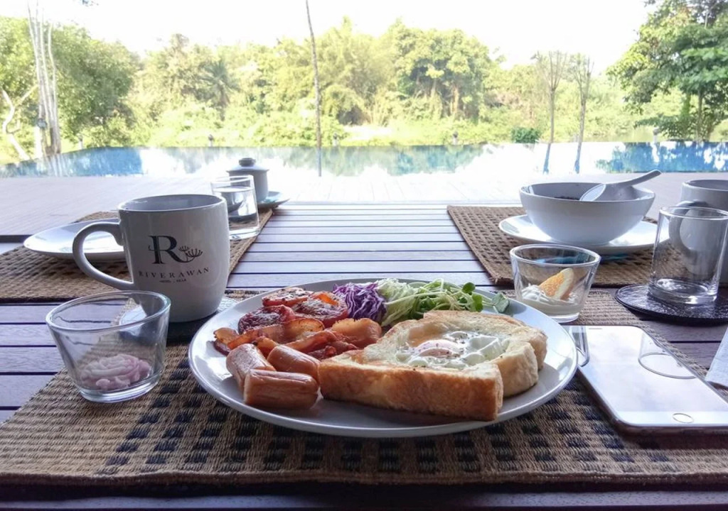 Riverawan Hotel