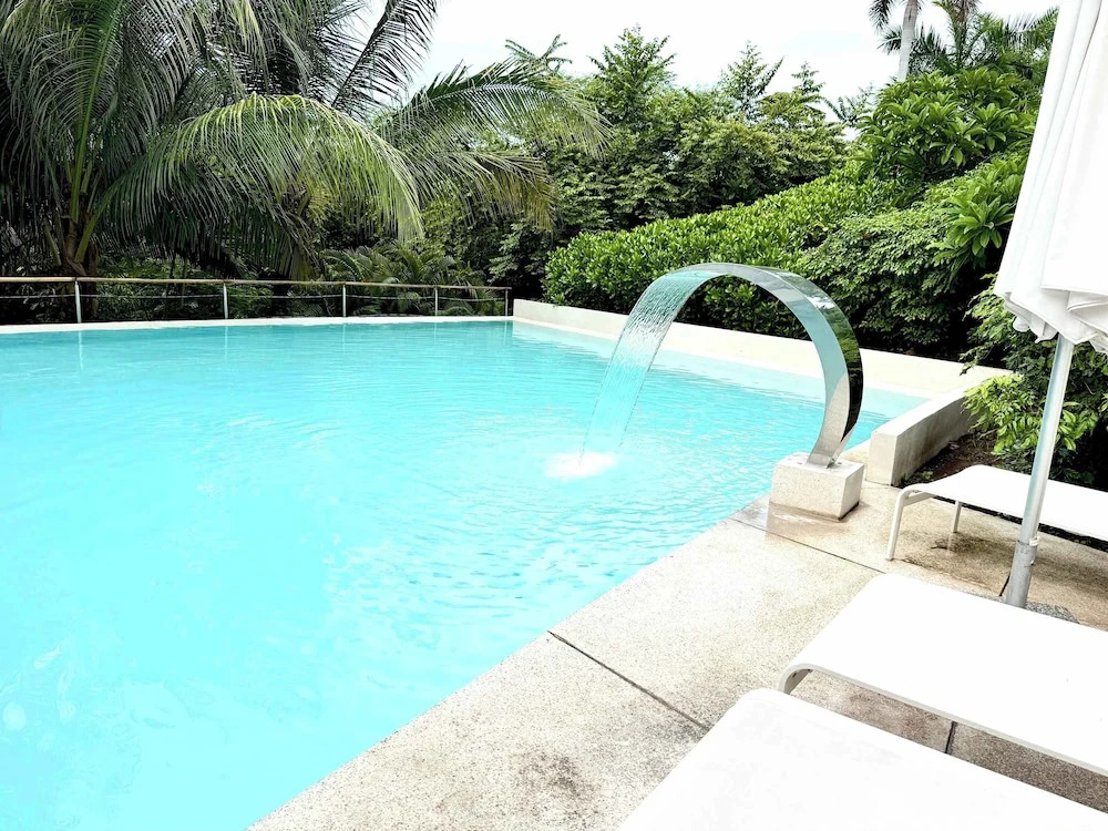 Bolongo 3BR Your Exclusive Oceanfront Escape