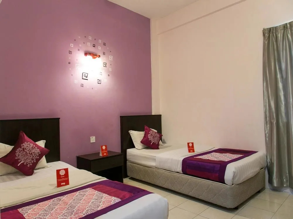 OYO 237 Sri Senawang Hotel