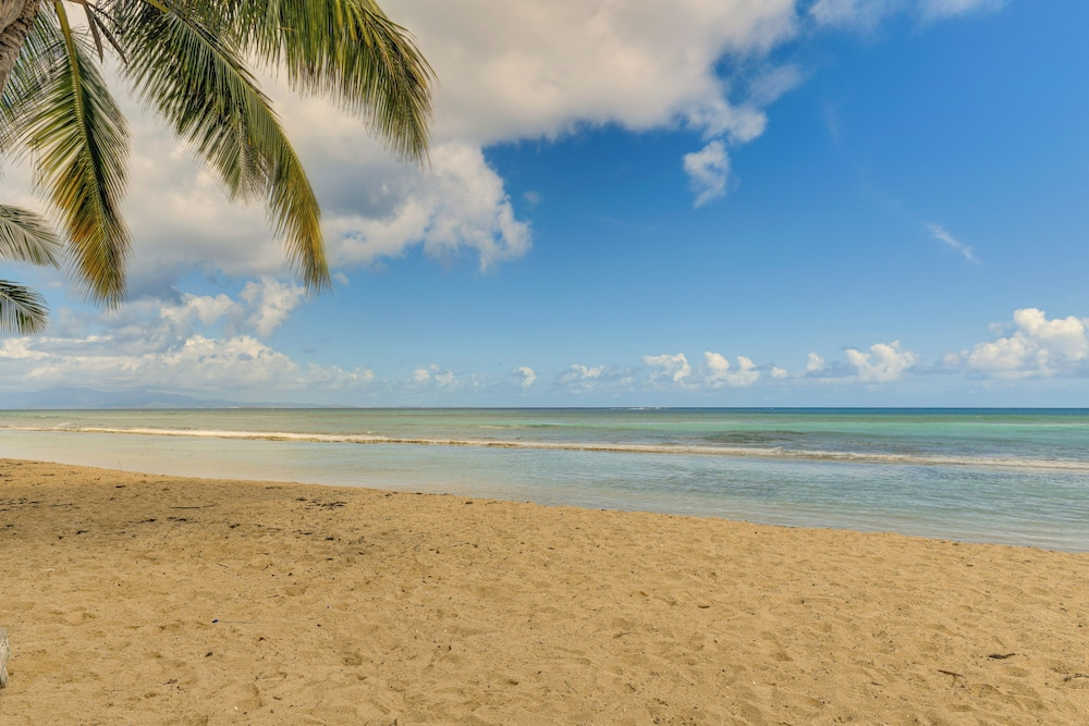 Hillside Vieques Casita w/ Pool & Hot Tub Access!