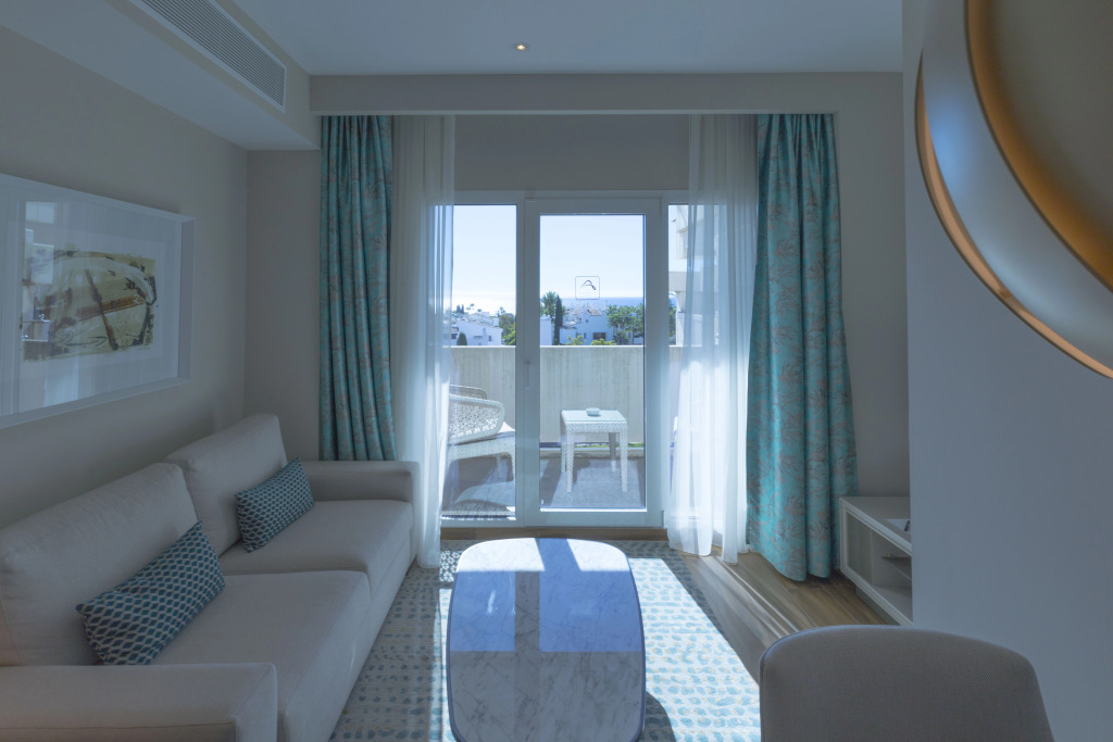 Отель Alanda Marbella Hotel