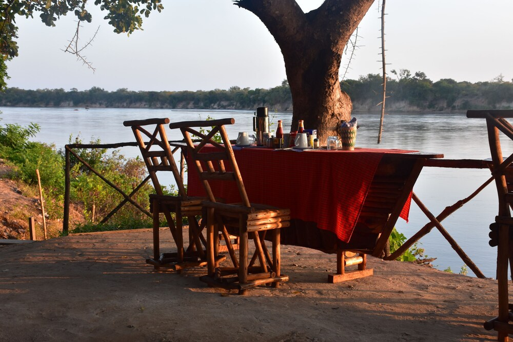 Kituri Selous Camps