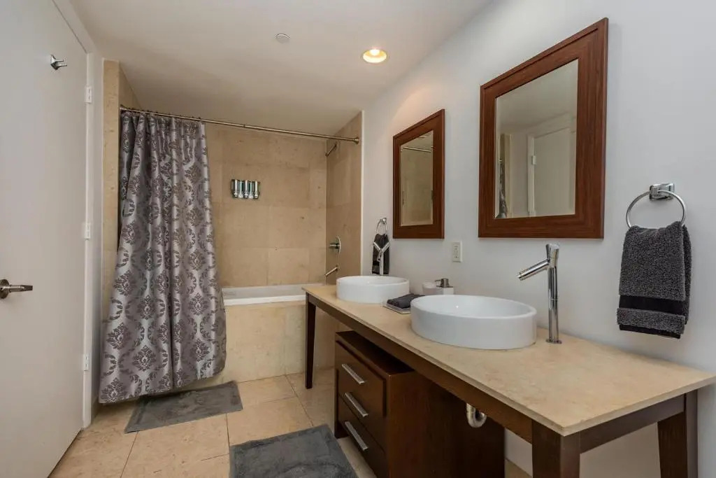 485 BRICKELL AVENUE - ICON Residence