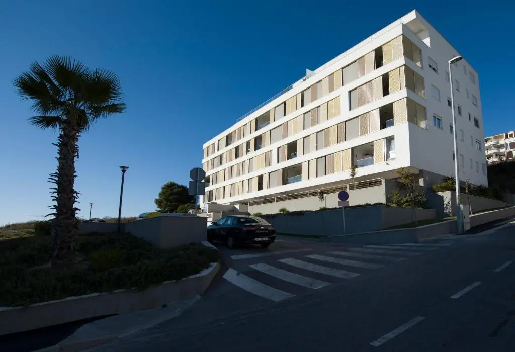 Sea view apartment EMA