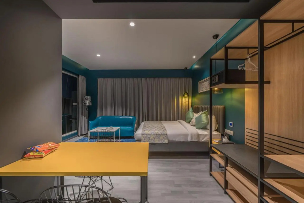 Hotel B plus L