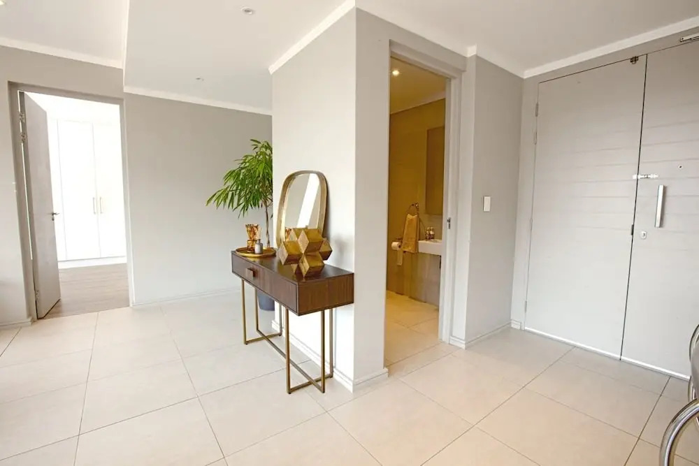 Azalia Apartments