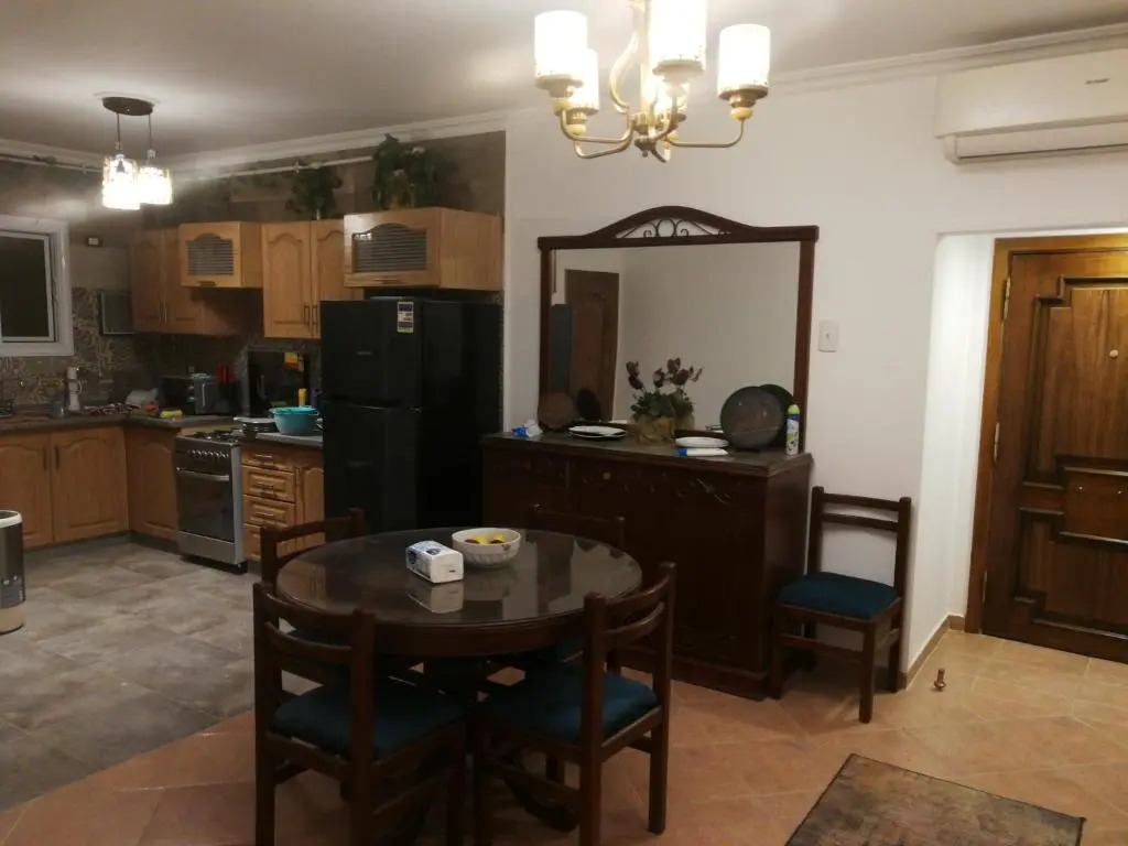 Three bedrooms apartment Nile view maadi
