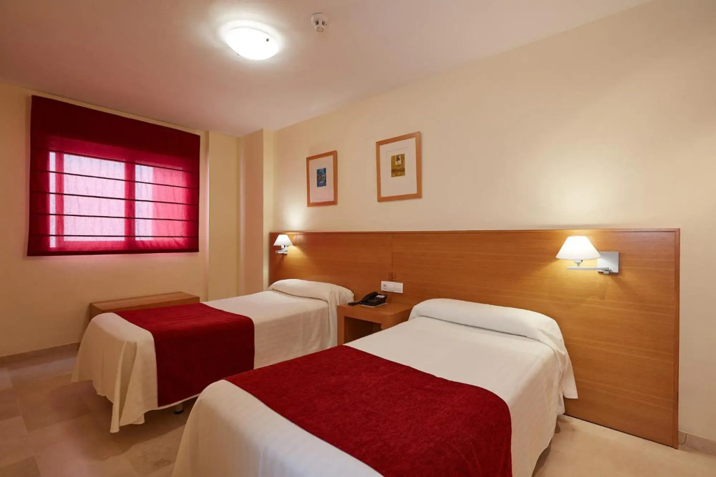 Aparthotel Milords Suites