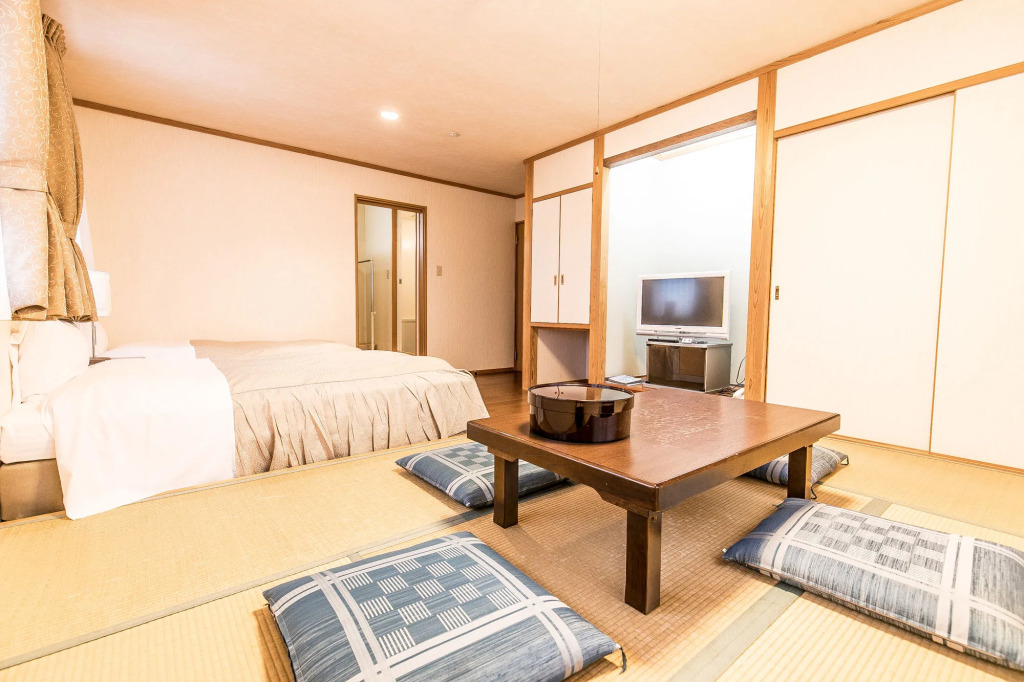 Petit Hotel Enchante