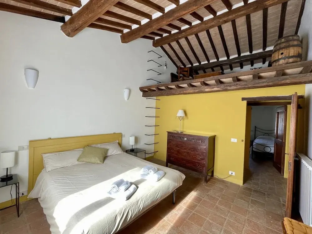 Casale dellAssiolo Bed and Breakfast