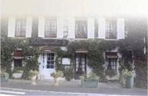 Hotel Restaurant Les Crapouilles