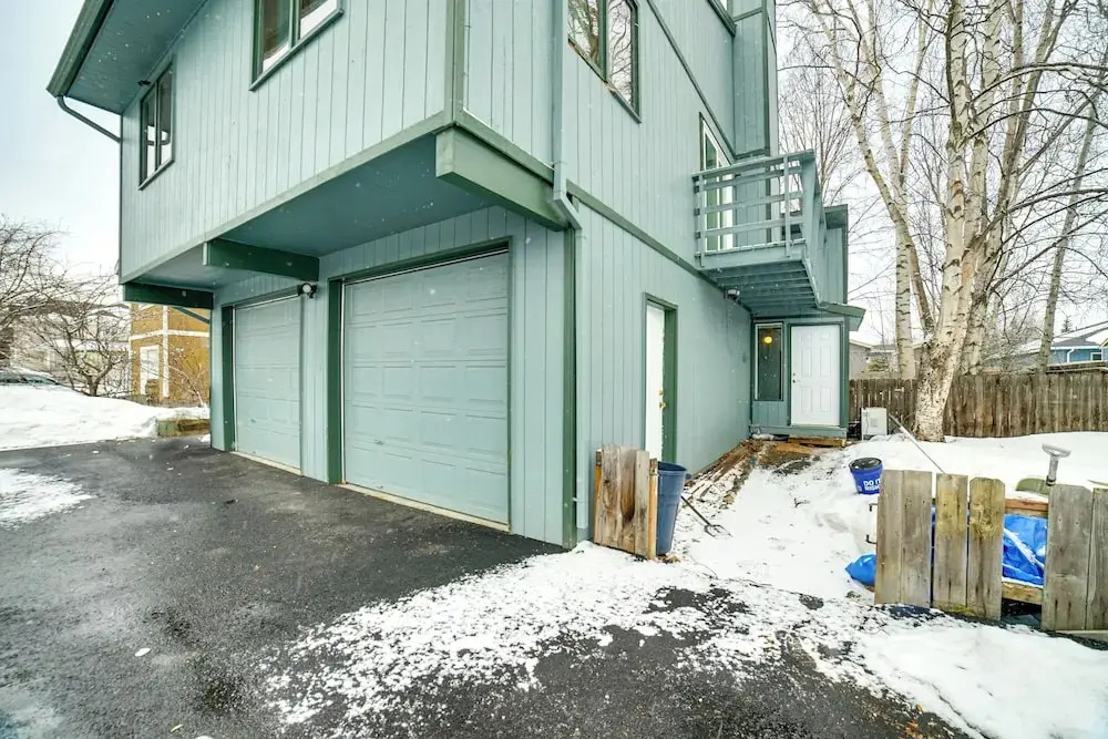 Cozy Anchorage Vacation Rental Near Hospitals!