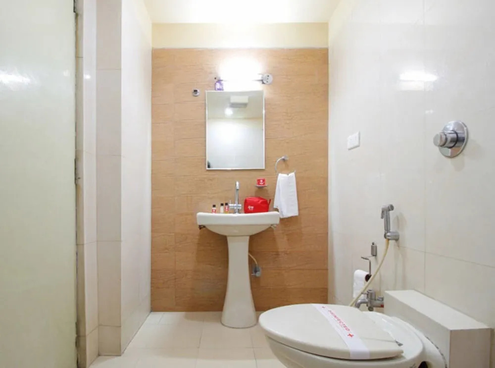 OYO 1520 Hotel Tourist Plaza