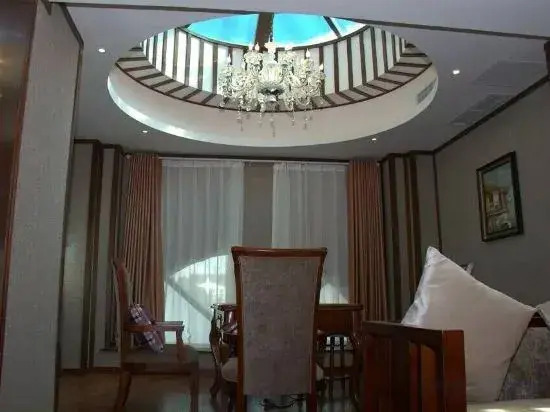 Mingliu Theme Hotel