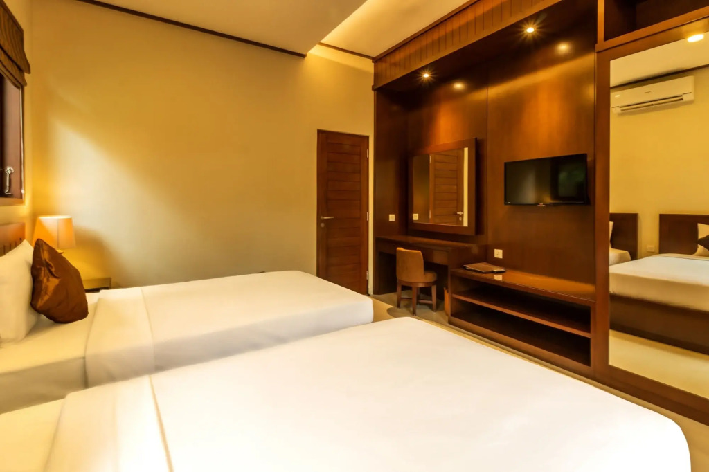 Yulia Beach Inn Kuta