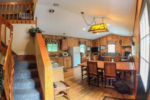 White Pines Inn