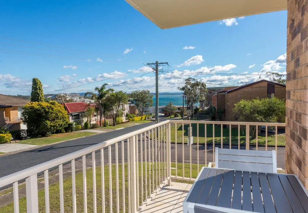 Ronald Avenue 1/65 - Shoal Bay