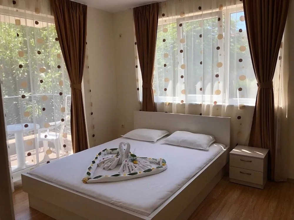 Ravda Residence