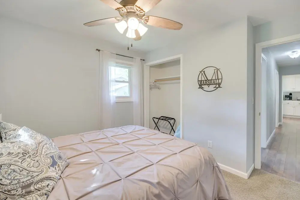 Sunny Cloquet Home - 2 Mi to St. Louis River!