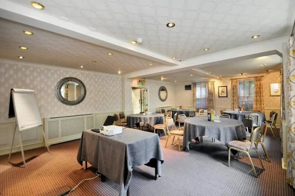 Ardington Hotel