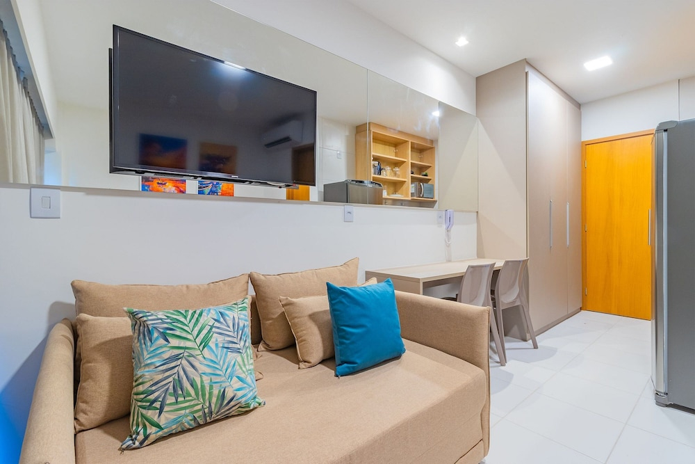 Makia Beach #c18 - Studio by Carpediem