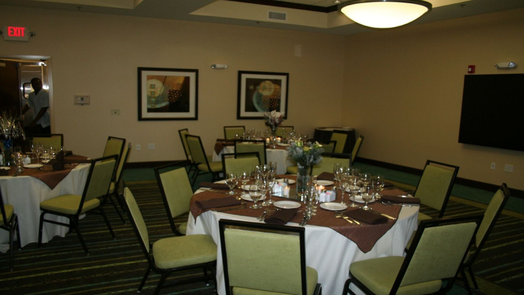 Holiday Inn Saint Louis-Fairview Heights by IHG