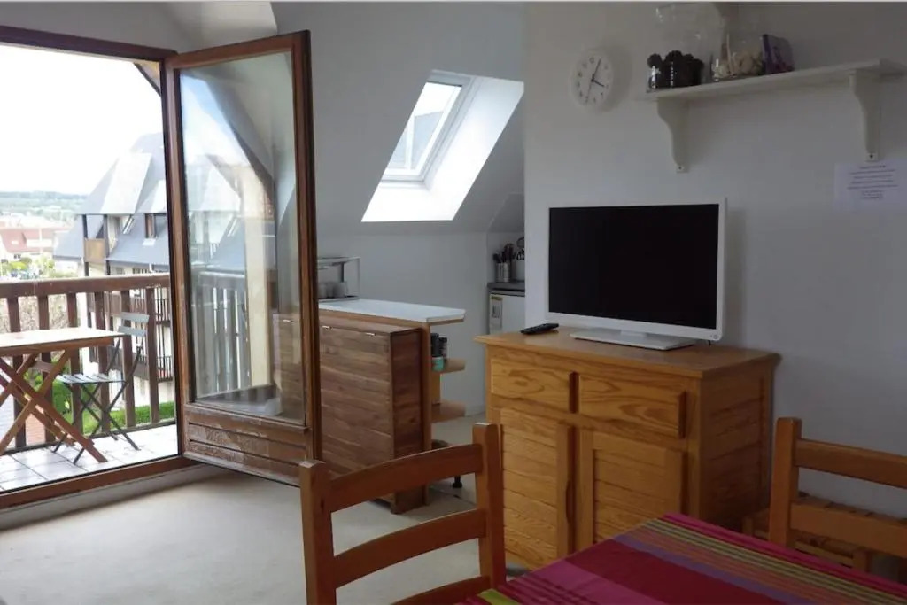 Nice Flat 2 Steps From The Beach