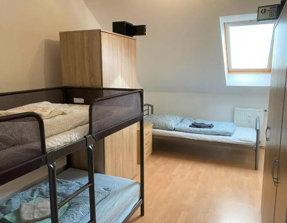 Gastewohnung 4-Raum Wohnung Fur 2-8 Personen