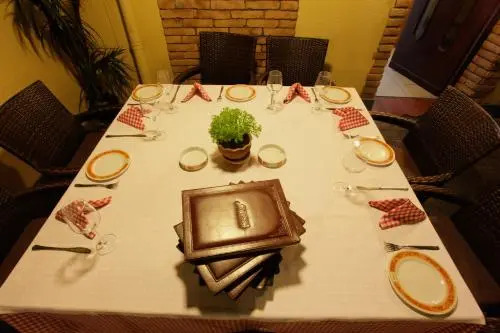 Rooms Konak Mikan