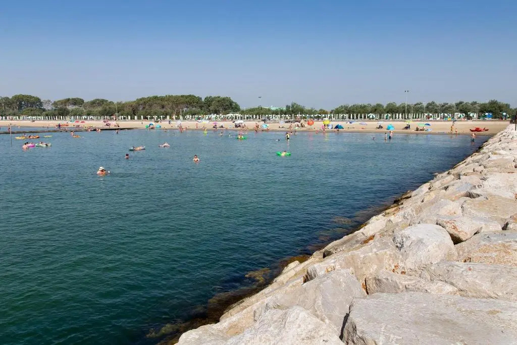 Villaggio Ai Pini Lido Altanea