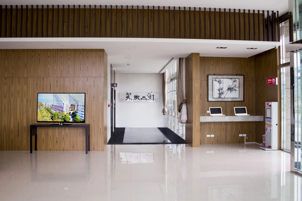Naruwan Galaxy Hotel