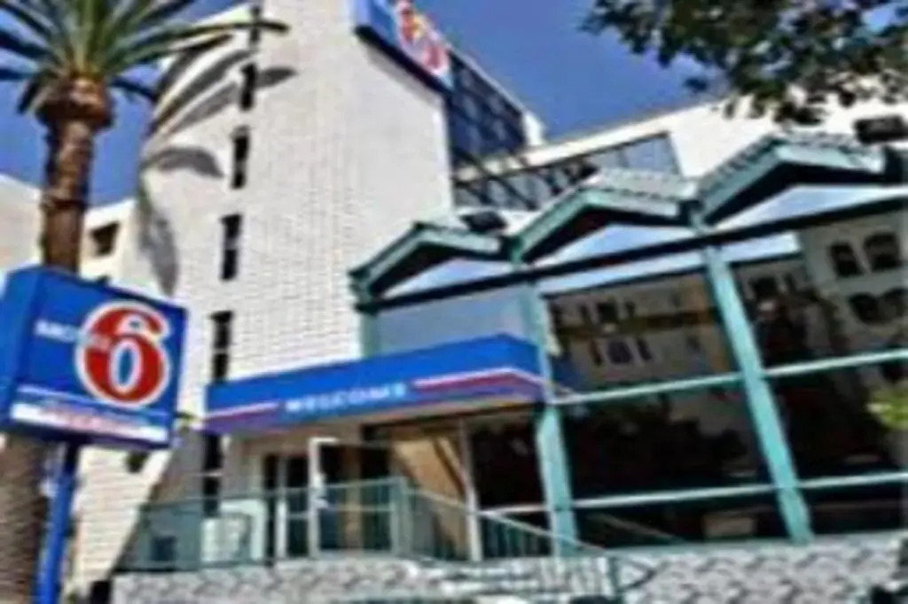 Motel 6 Hollywood