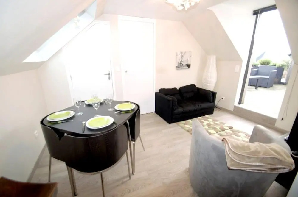 Apartment With one Bedroom in Saint-briac-sur-mer, With Furnished Terr