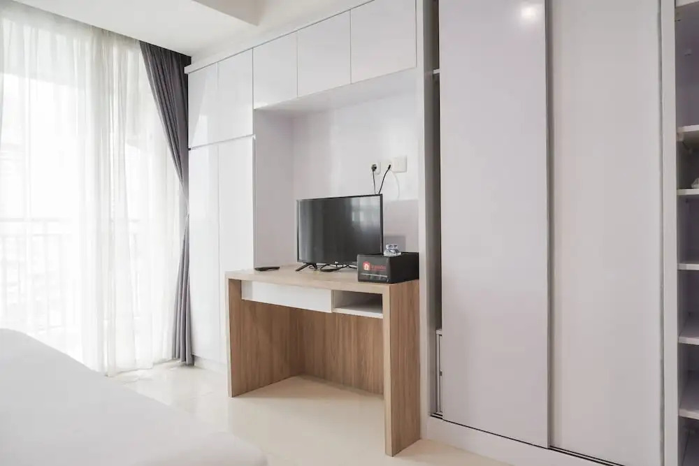 Minimalist And Comfort Studio Apartment At Springhill Terrace Residence