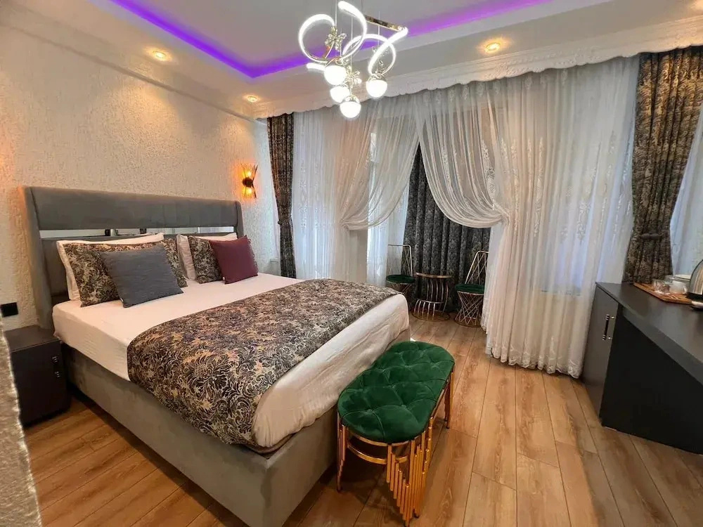 Feycem Sui̇tes Hotel
