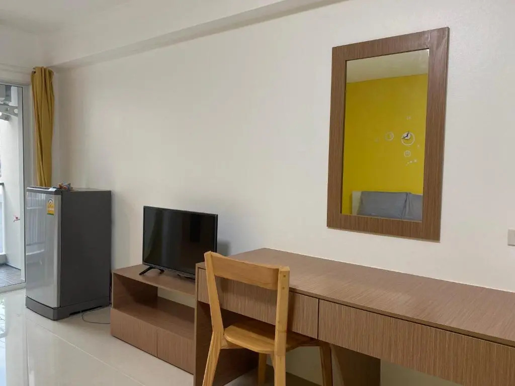H12, The Stylish Apartment