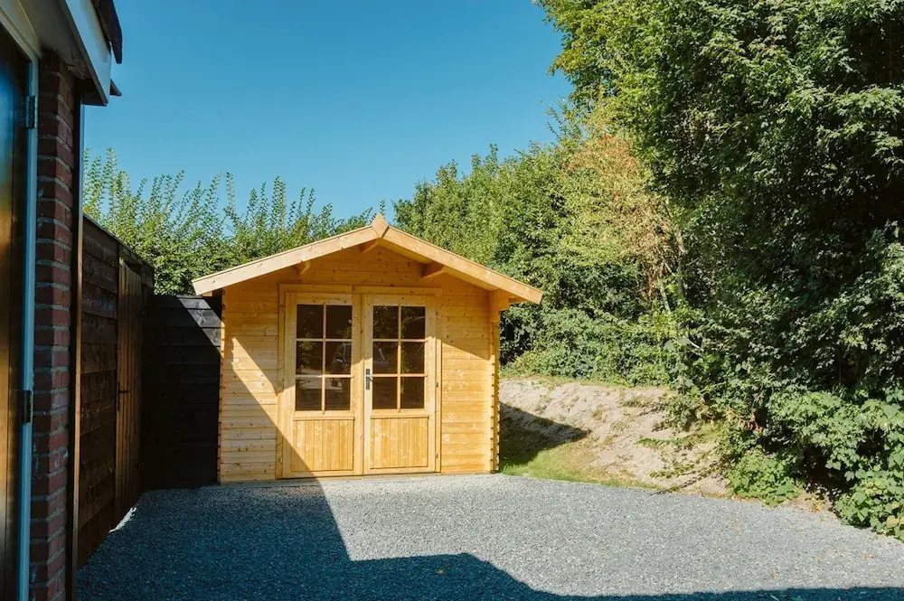 Modern Holiday Home With Spacious Garden and Terrace Suitable for 5 People