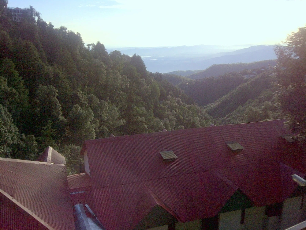 Sunny Guest House by OYO Rooms