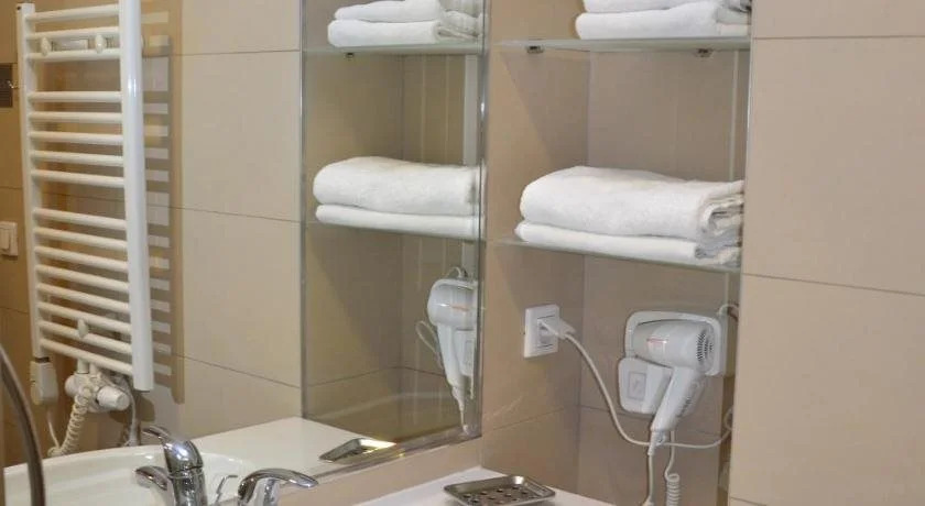 Hotel Kolna - darmowy parking, basen w cenie