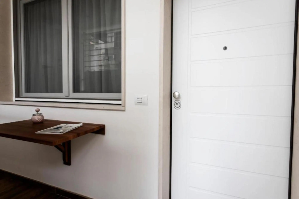 apartment in the center, suitable for families, a few steps from the train station.-Amore e Iodio