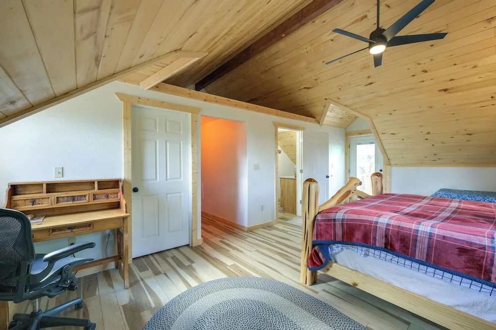 Spacious & Quiet Pagosa Springs Cabin w/ Deck!